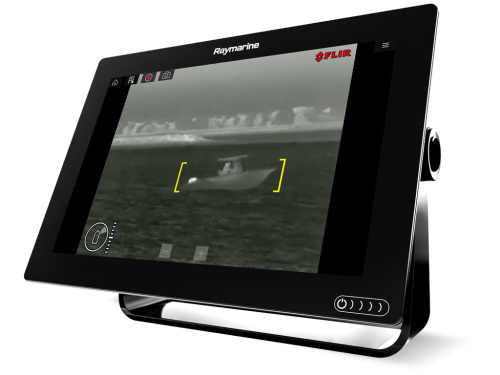 Raymarine AXIOM 12 RV, Multi-function 12" Display with integrated RealVision 3D, 600W Sonar with RV-100 transducer
