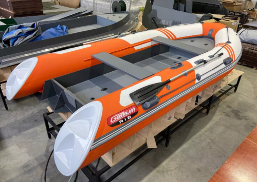 Моторная лодка РИБ Gelium 4300 (низкий борт, пластиковый конус)