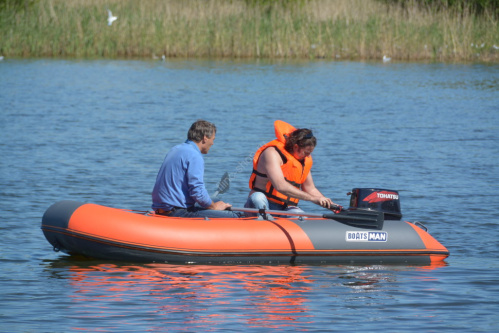 Надувная лодка ПВХ Boatsman BT330K